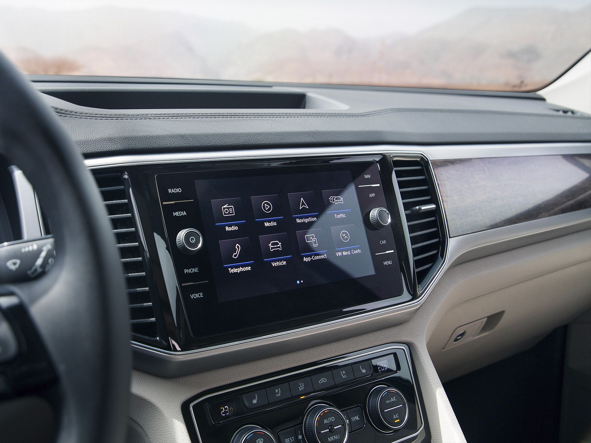 Màn hình giải trí Discover Media trên Volkswagen Teramont Màn hình giải trí Volkswagen Teramont